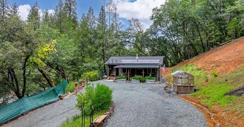 21800 Emery Ln, Colfax, CA 95713 Photo
