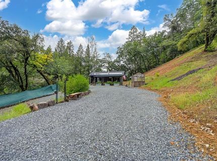 21800 Emery Ln, Colfax, CA 95713 Photo