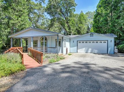 6564 Green Leaf Ln, Foresthill, CA 95631 Photo