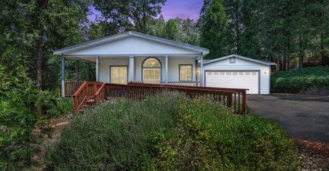 6564 Green Leaf Ln, Foresthill, CA 95631 Photo