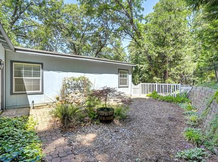 6564 Green Leaf Ln, Foresthill, CA 95631 Photo
