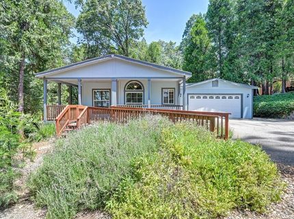 6564 Green Leaf Ln, Foresthill, CA 95631 Photo