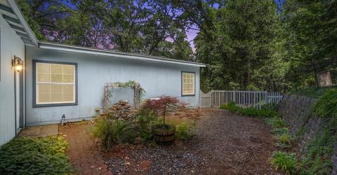 6564 Green Leaf Ln, Foresthill, CA 95631 Photo