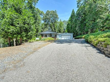 6564 Green Leaf Ln, Foresthill, CA 95631 Photo