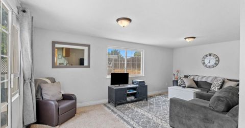 14399 E Juniper Ave, Lockeford, CA 95237 Photo