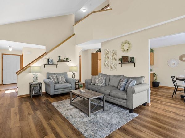 5608 Osborn Drive, McFarland, WI 53558