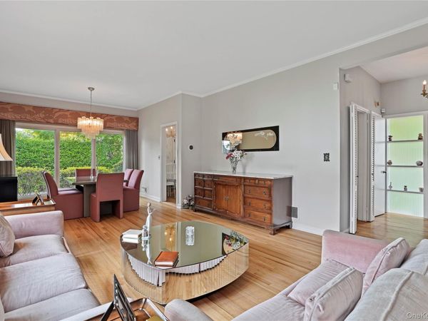 11 Maplemoor Lane , White Plains, NY 10605