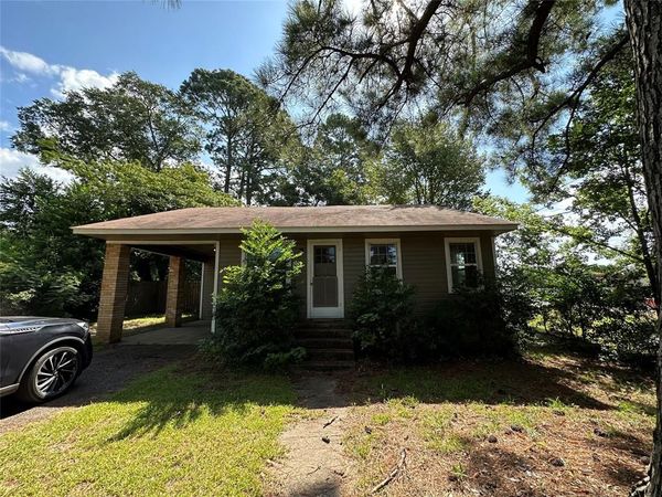 208 N Bowie, New Boston, TX 75570