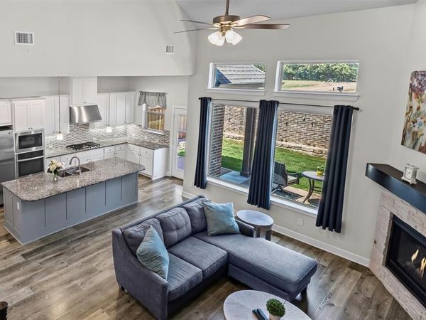 2617 High Bluff Drive, Mansfield, TX 76063