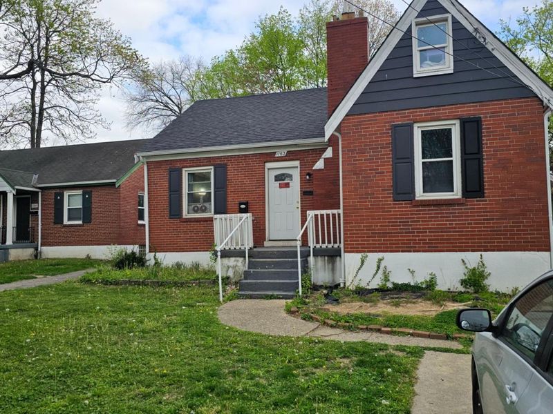 1162 Groesbeck Road, Cincinnati, OH 45224 Photo 2