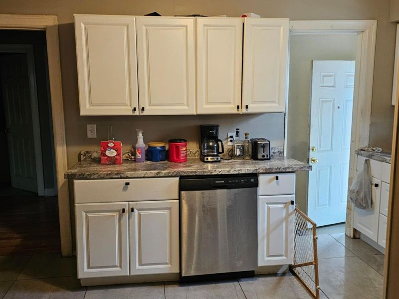 1162 Groesbeck Road, Cincinnati, OH 45224 Photo 5