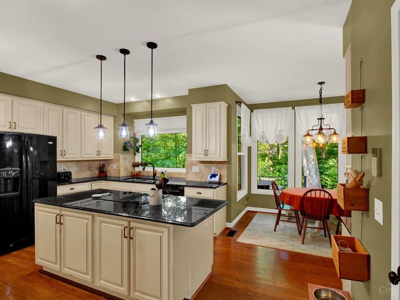 191 Woodcrest Drive, Loveland, OH 45140 Photo 14