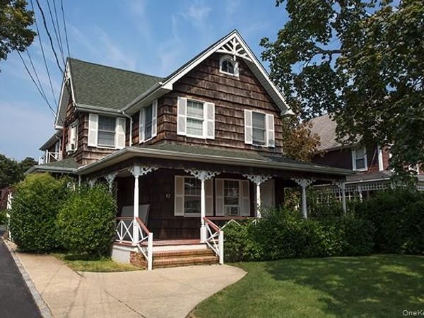82 Park Avenue , Unit 4, Amityville, NY 11701