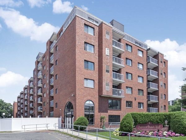 8 Ninth St., Unit 701, Medford, MA 02155
