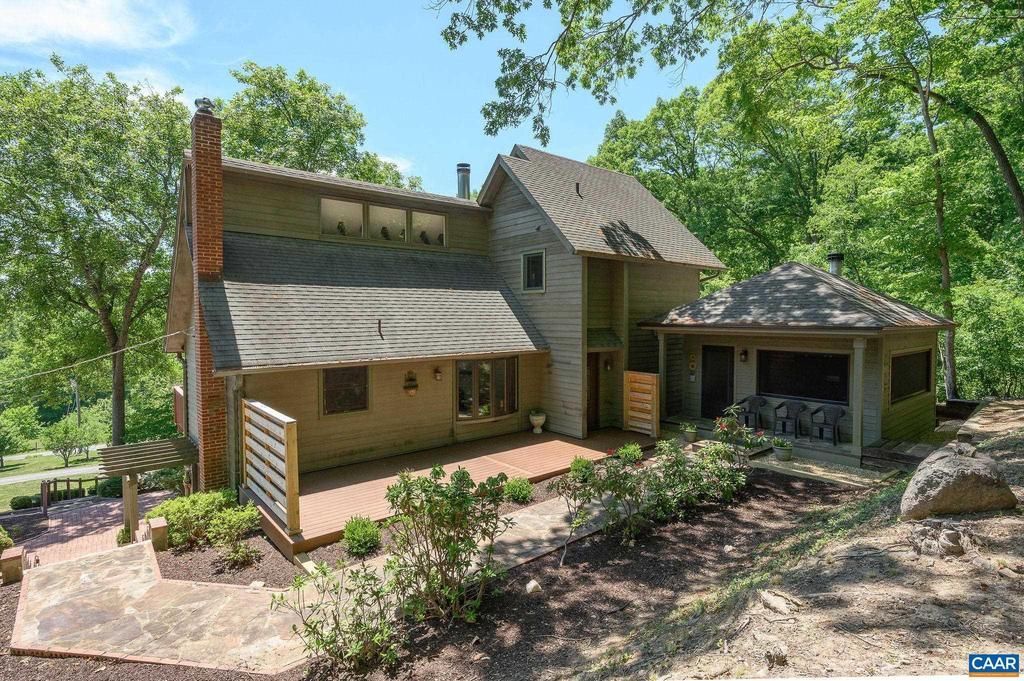 394 Pasturegate Ln, Stanardsville, VA 22973 Main Photo