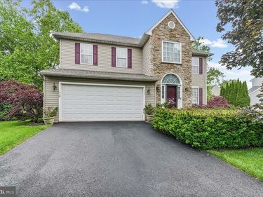 111 DANBURY DRIVE , COATESVILLE, PA 19320