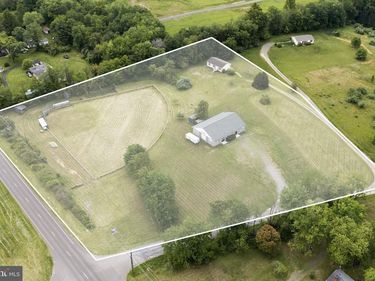 9 PAYNE LANE , AMISSVILLE, VA 20106