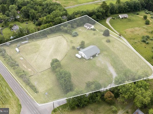 9 PAYNE LANE , AMISSVILLE, VA 20106
