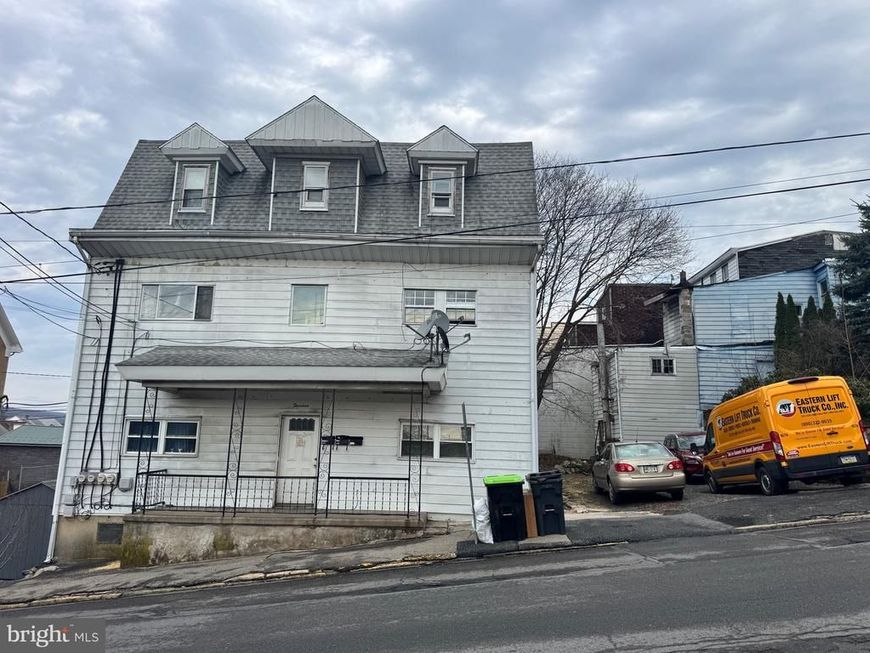 14 N 2nd Street, Girardville, PA 17935 Main Photo