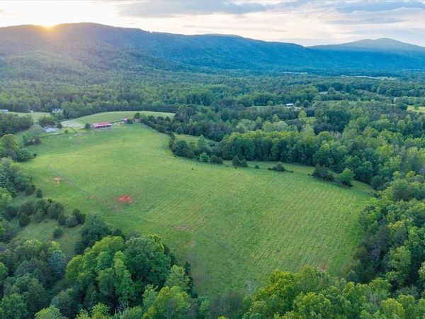 5150 BREAK HEART RD , CROZET, VA 22932