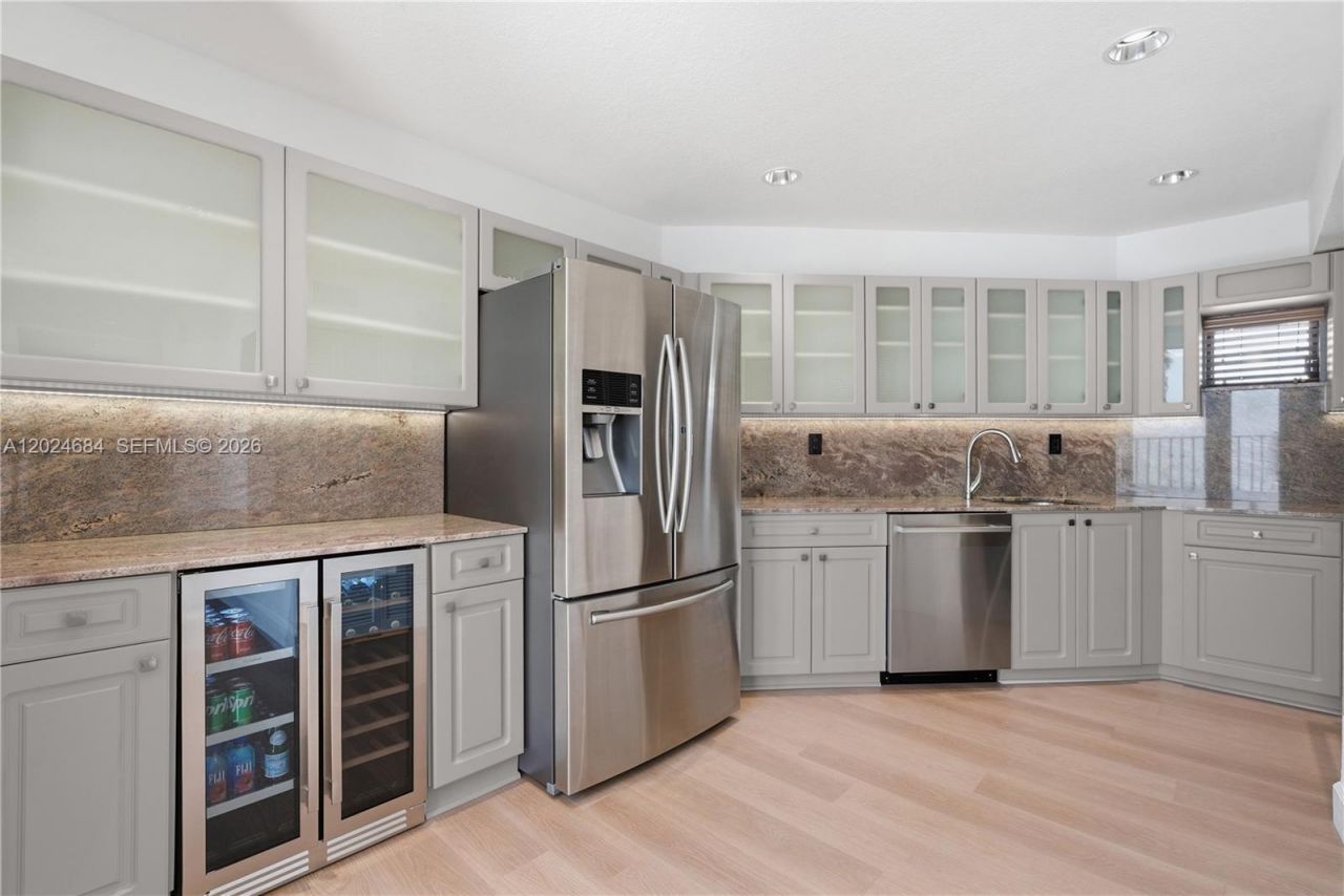 3114 Bird Ave , Unit 3114, Miami, FL 33133 Photo