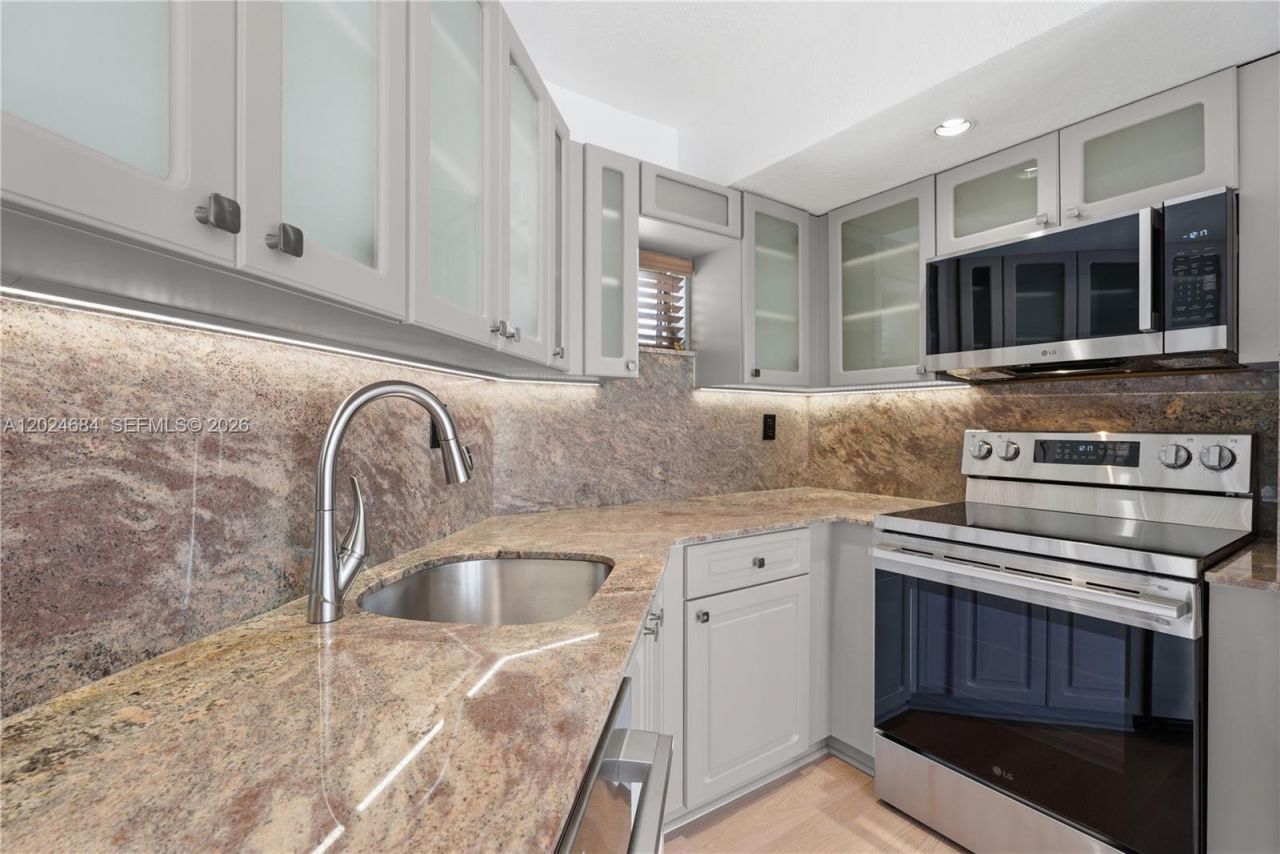 3114 Bird Ave , Unit 3114, Miami, FL 33133 Photo