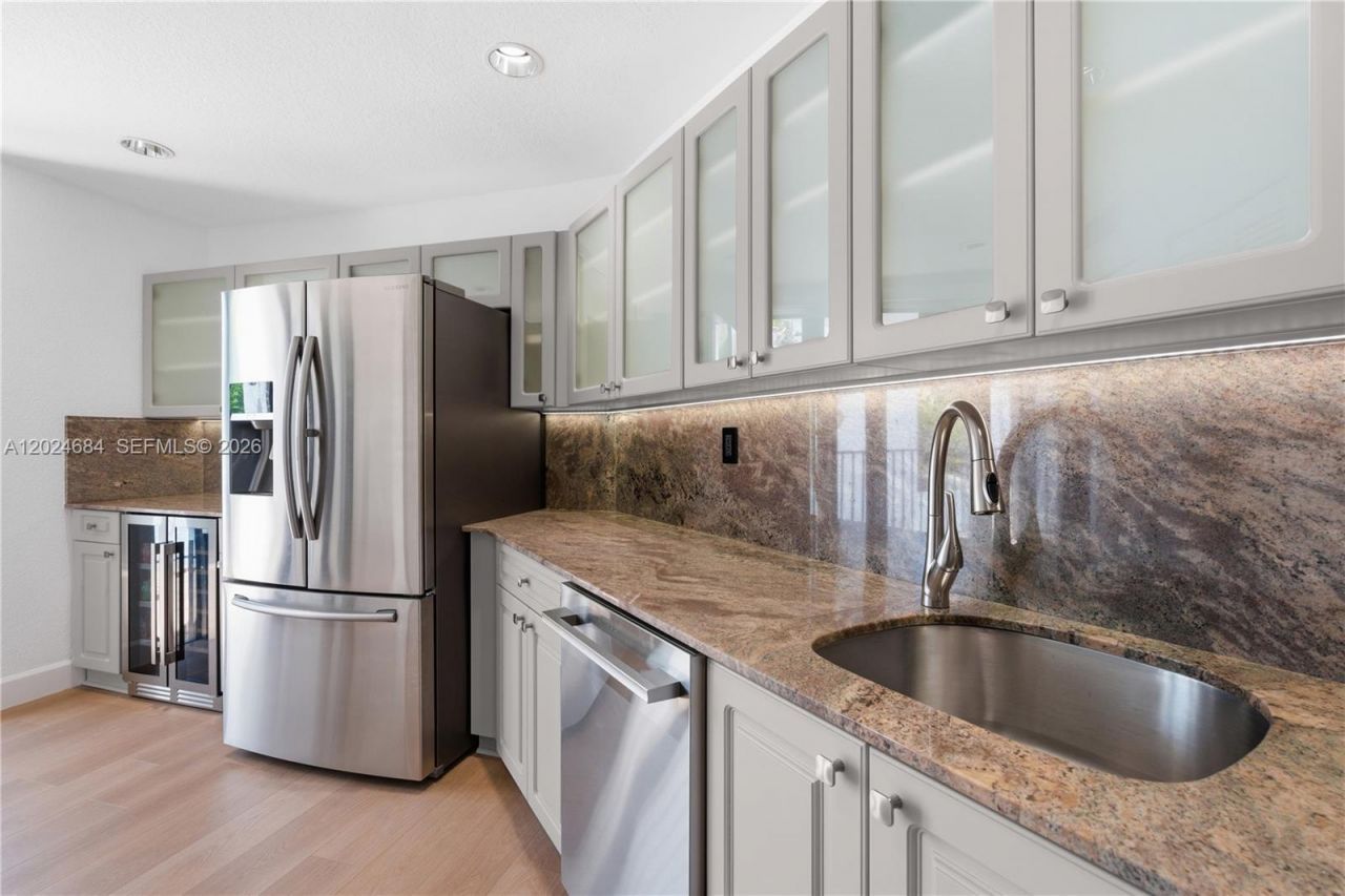 3114 Bird Ave , Unit 3114, Miami, FL 33133 Photo