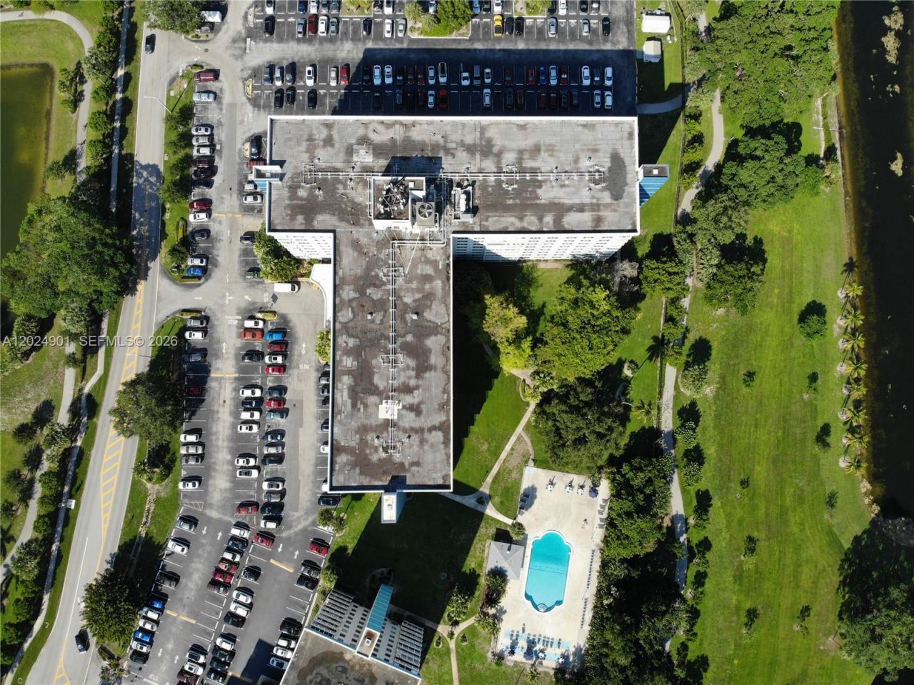 4200 Hillcrest Dr , Unit 820, Hollywood, FL 33021 Photo