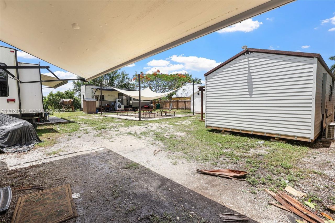 14701 SW 199th Ave, Miami, FL 33196 Photo