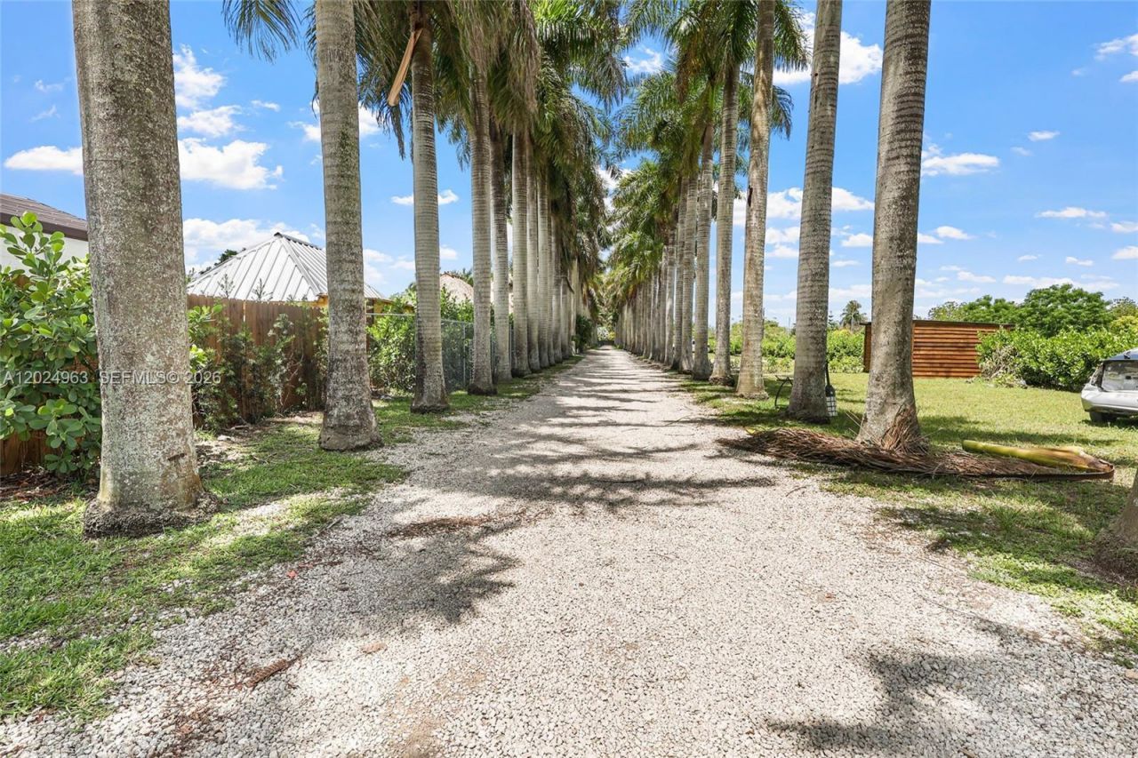 14701 SW 199th Ave, Miami, FL 33196 Photo