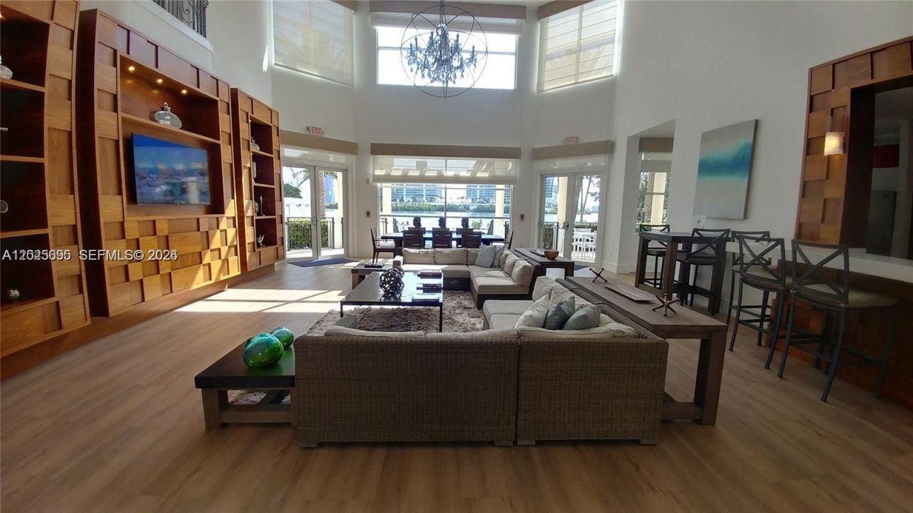 3235 NE 184th St , Unit 11103, Aventura, FL 33160 Photo
