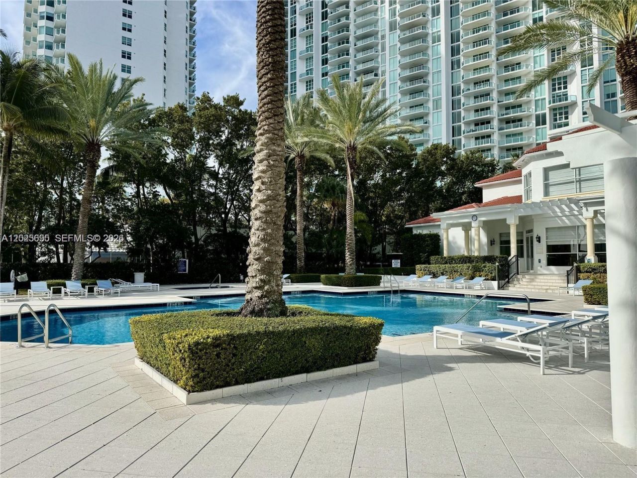 3235 NE 184th St , Unit 11103, Aventura, FL 33160 Photo