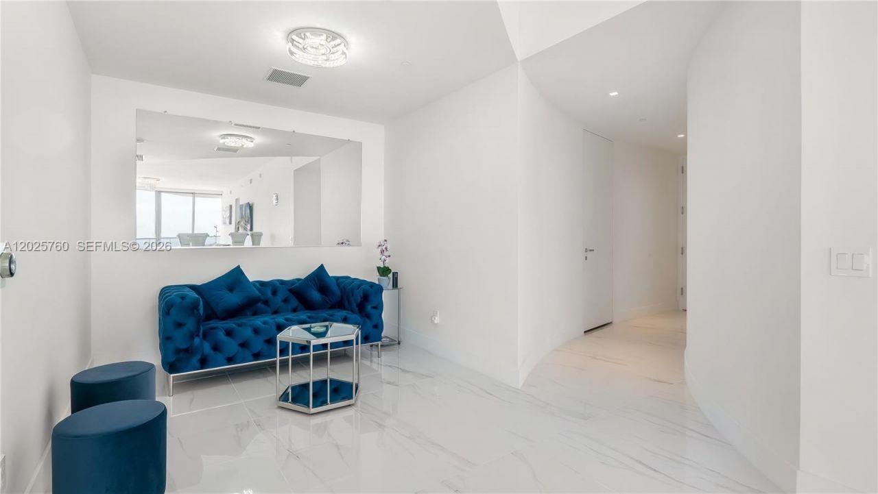 18975 Collins Ave , Unit 3504, Sunny Isles Beach, FL 33160 Photo