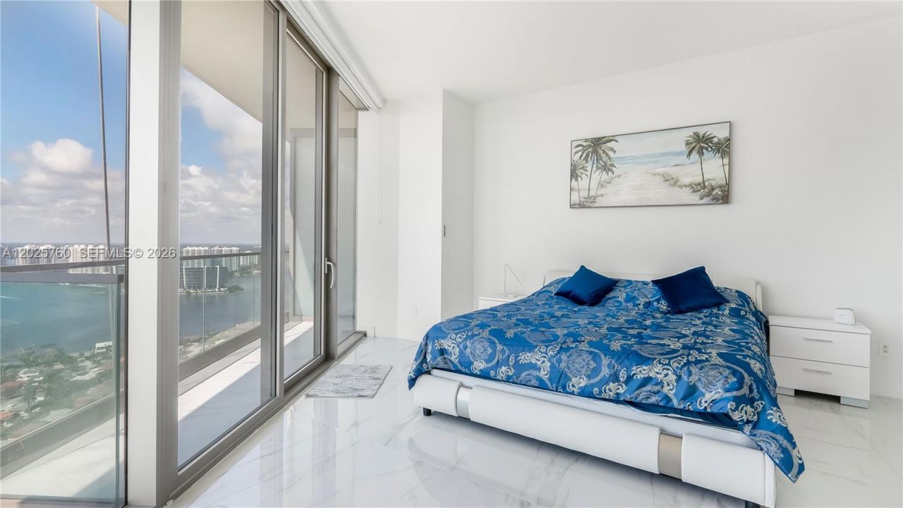 18975 Collins Ave , Unit 3504, Sunny Isles Beach, FL 33160 Photo