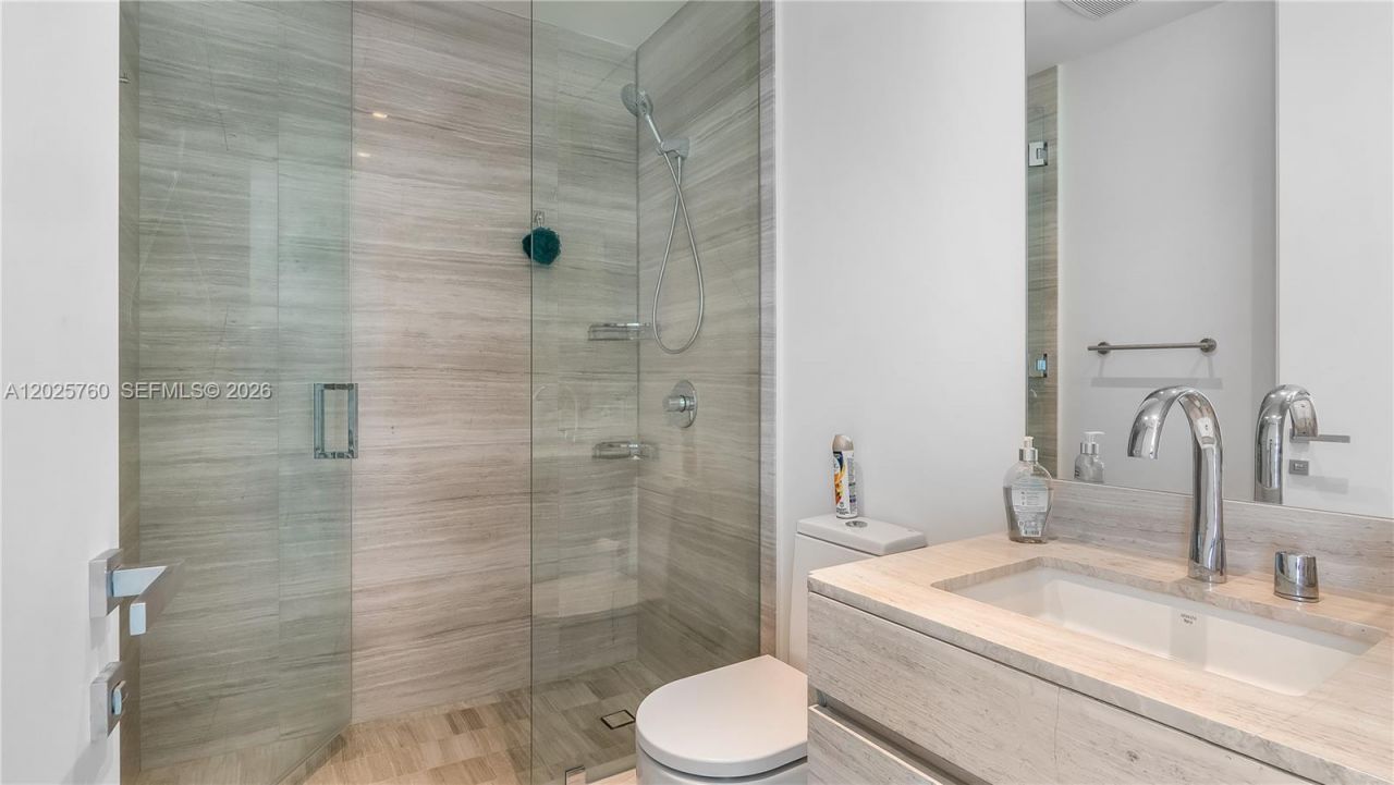 18975 Collins Ave , Unit 3504, Sunny Isles Beach, FL 33160 Photo