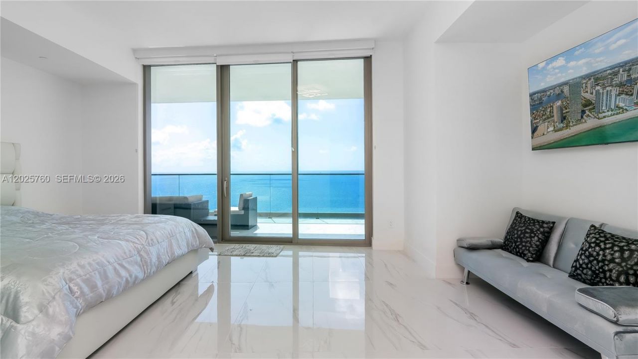 18975 Collins Ave , Unit 3504, Sunny Isles Beach, FL 33160 Photo