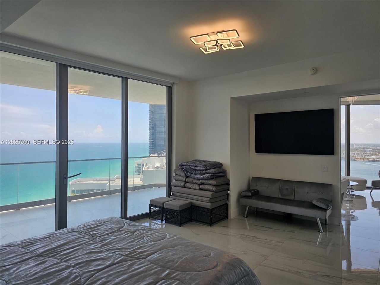 18975 Collins Ave , Unit 3504, Sunny Isles Beach, FL 33160 Photo
