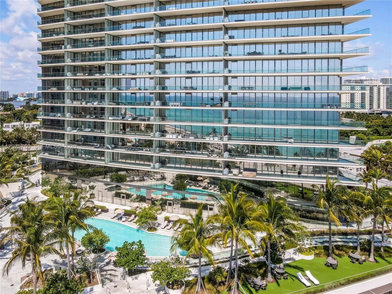 18975 Collins Ave , Unit 3504, Sunny Isles Beach, FL 33160 Photo