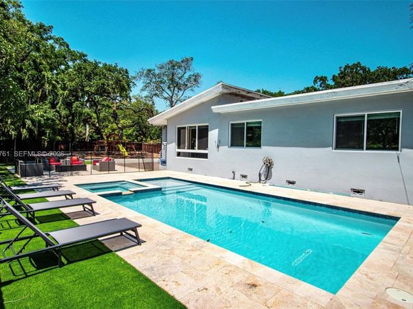 3981 SW 58th St, Dania Beach, FL 33312