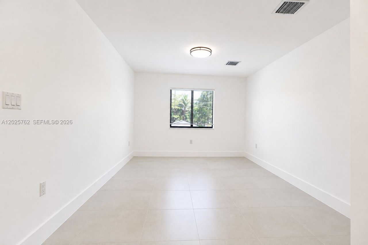 1834 NW 63rd St, Unit 1834, Miami, FL 33147 Photo