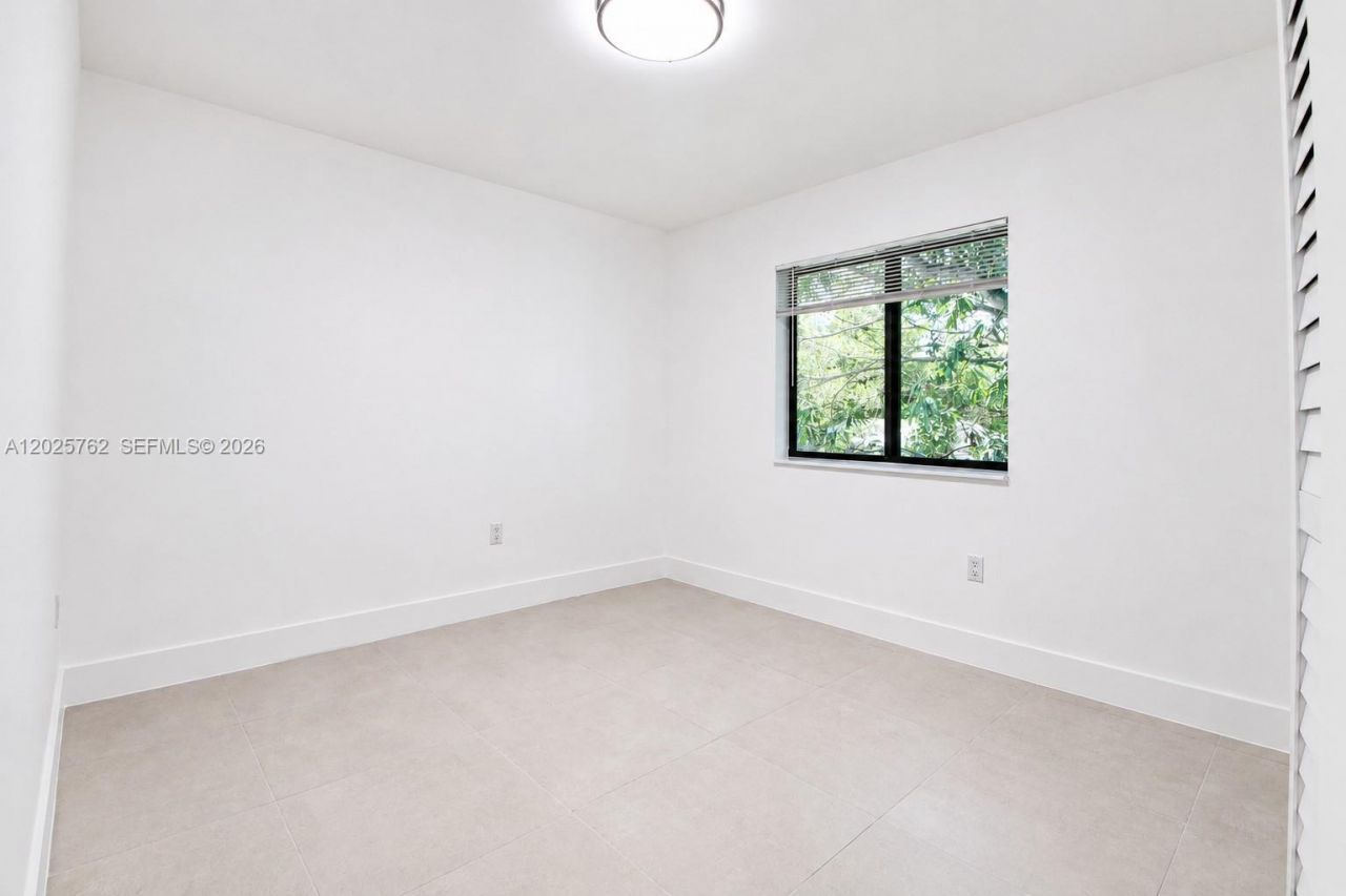 1834 NW 63rd St, Unit 1834, Miami, FL 33147 Photo
