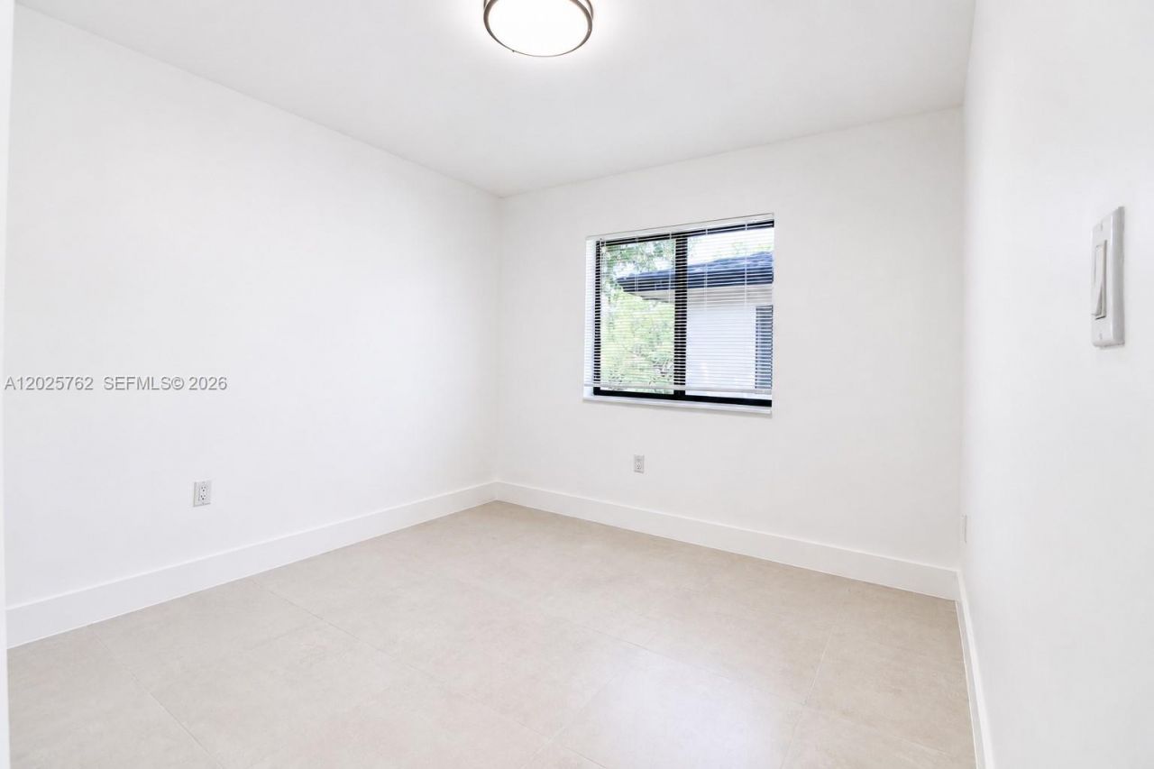 1834 NW 63rd St, Unit 1834, Miami, FL 33147 Photo