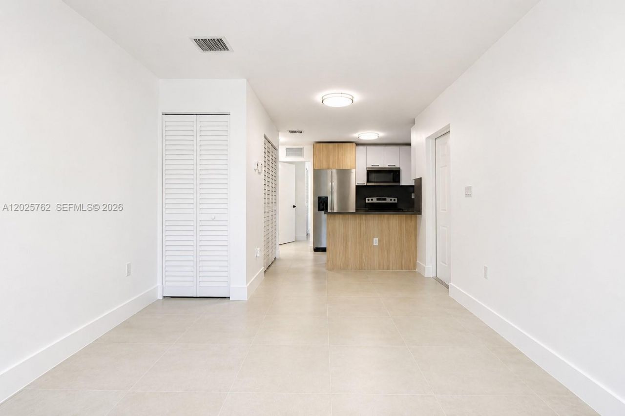 1834 NW 63rd St, Unit 1834, Miami, FL 33147 Photo