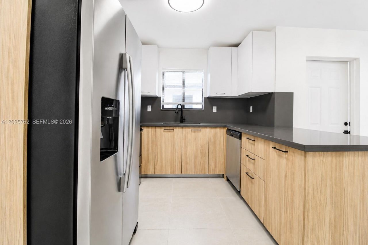 1834 NW 63rd St, Unit 1834, Miami, FL 33147 Photo