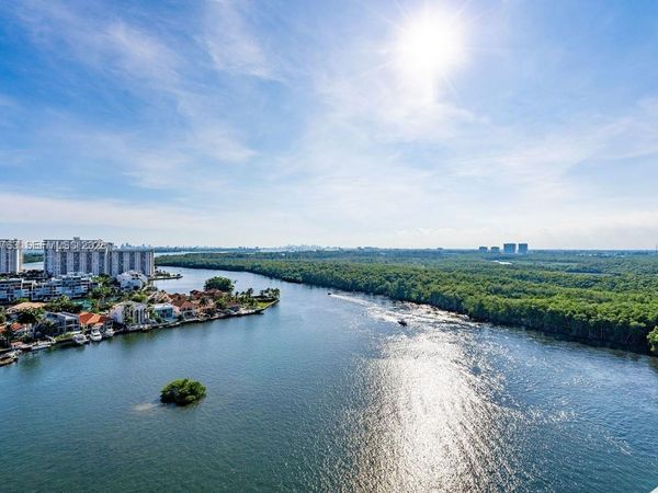 400 Sunny Isles Blvd , Unit 1804, Sunny Isles Beach, FL 33160