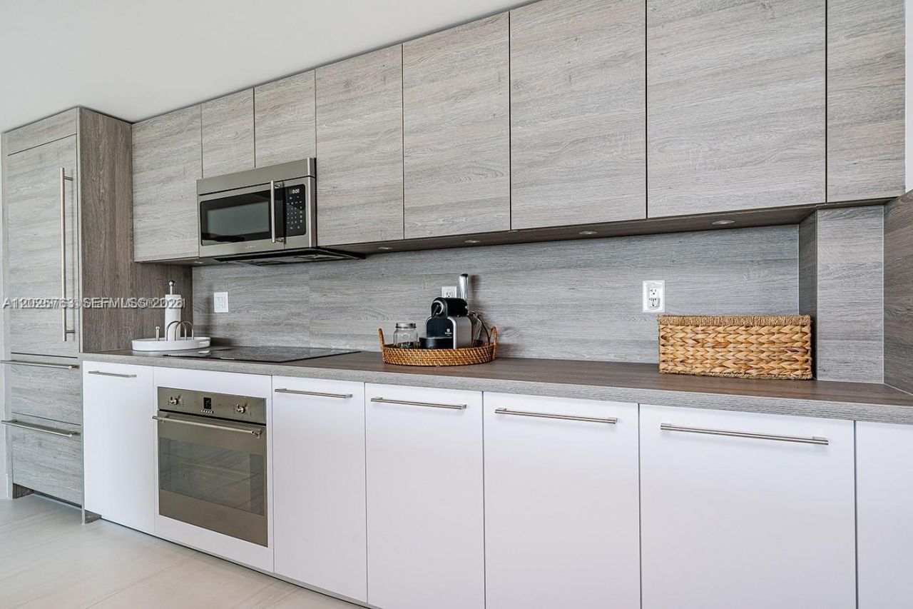 400 Sunny Isles Blvd , Unit 1804, Sunny Isles Beach, FL 33160 Photo