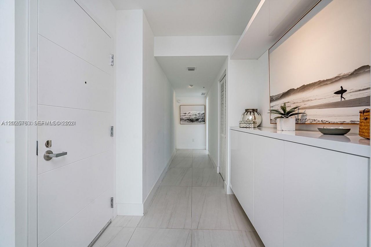 400 Sunny Isles Blvd , Unit 1804, Sunny Isles Beach, FL 33160 Photo