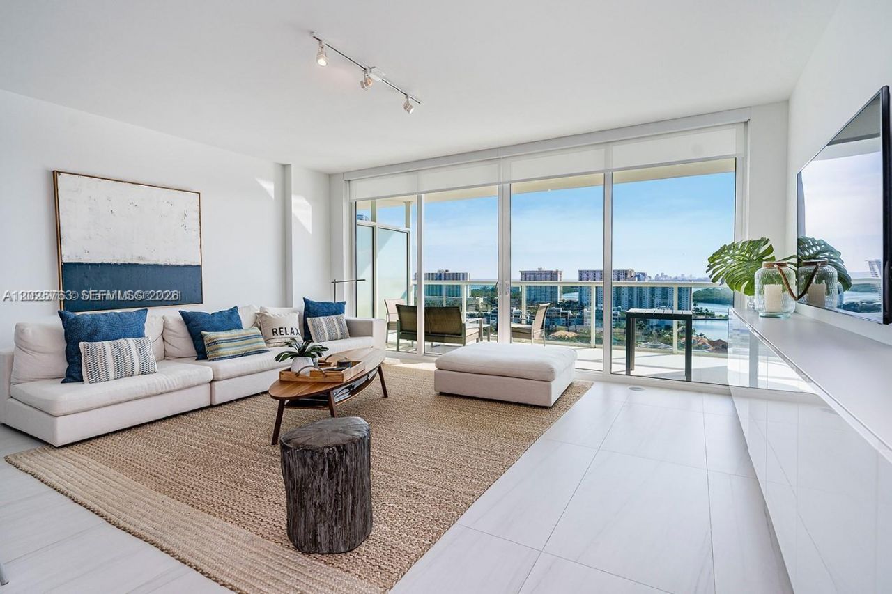 400 Sunny Isles Blvd , Unit 1804, Sunny Isles Beach, FL 33160 Photo