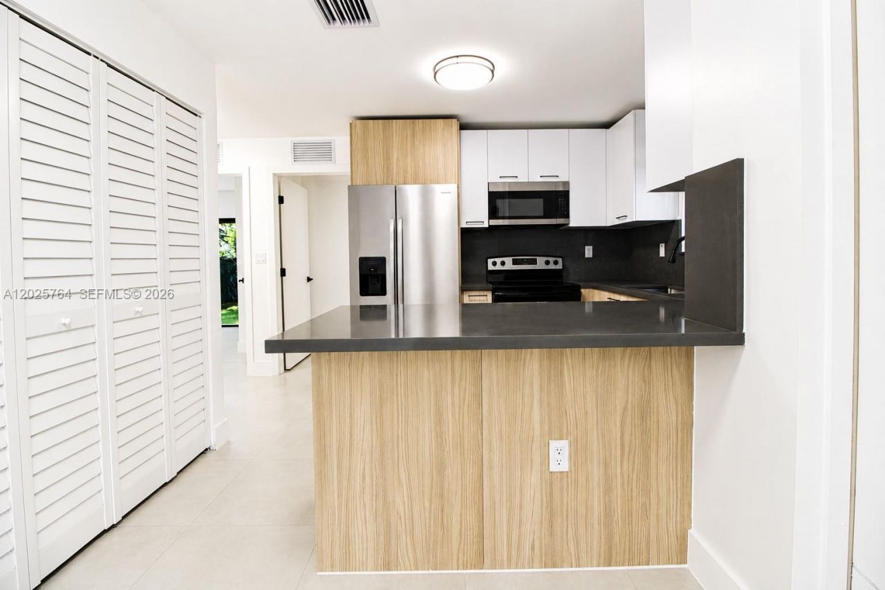 1836 NW 63rd St, Unit 1836, Miami, FL 33147 Photo