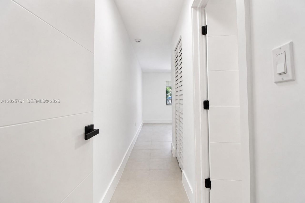 1836 NW 63rd St, Unit 1836, Miami, FL 33147 Photo